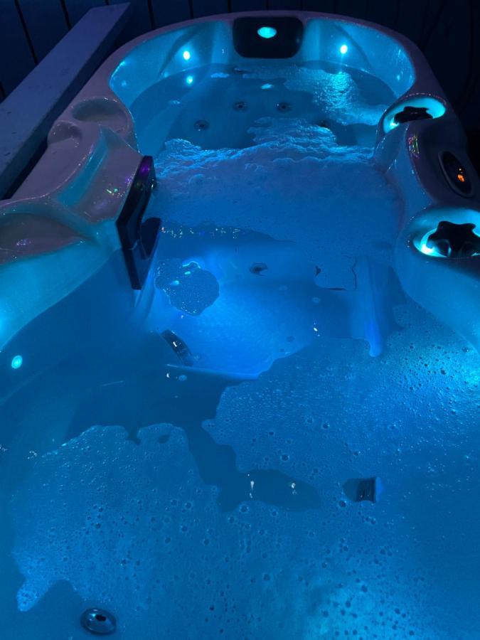 Bankhead Accommodation With Hot Tub Aberdeenshire Gamrie Eksteriør bilde